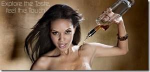 chicas2 G-Spirits: whisky, ron y vodka “enriquecidos” al pasar por los pechos de top models 6