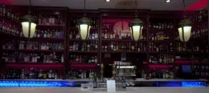 Record Guinness de Ginebras a un local de Valencia 1 Doce Gin CLub