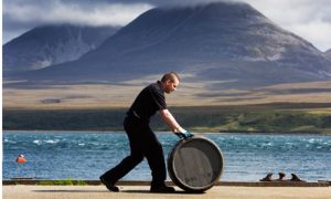 whisky-worker1